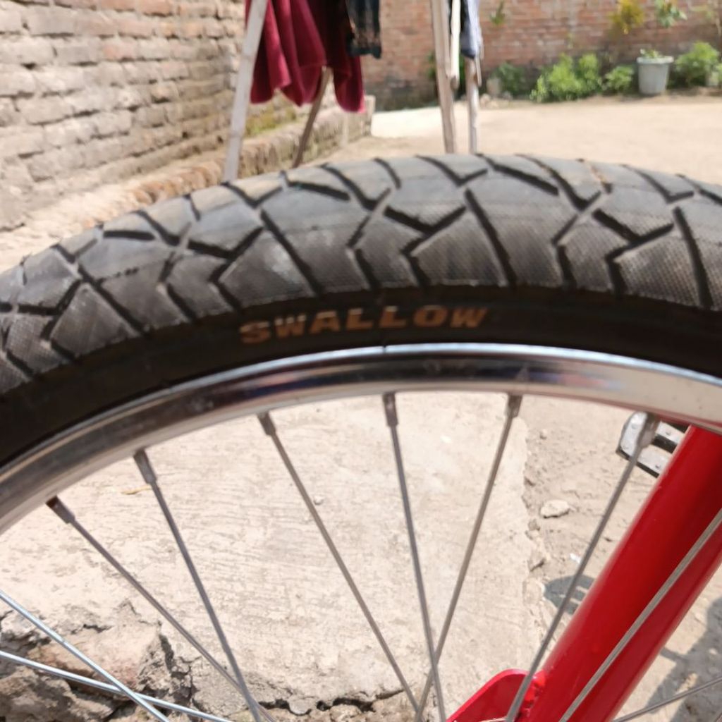 Ban Luar Swallow 20 X 1.75 Untuk Sepeda BMX Ukuran 20.