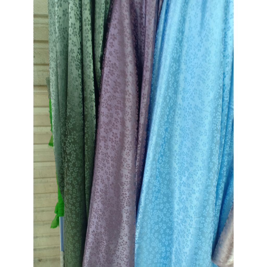 KAIN JAGUART SILK/KAIN JAGUAR SUTRA/KAIN JAGUART MOTIF/KAIN GAMIS JAGUART/KAIN MUKENA JAGUART/