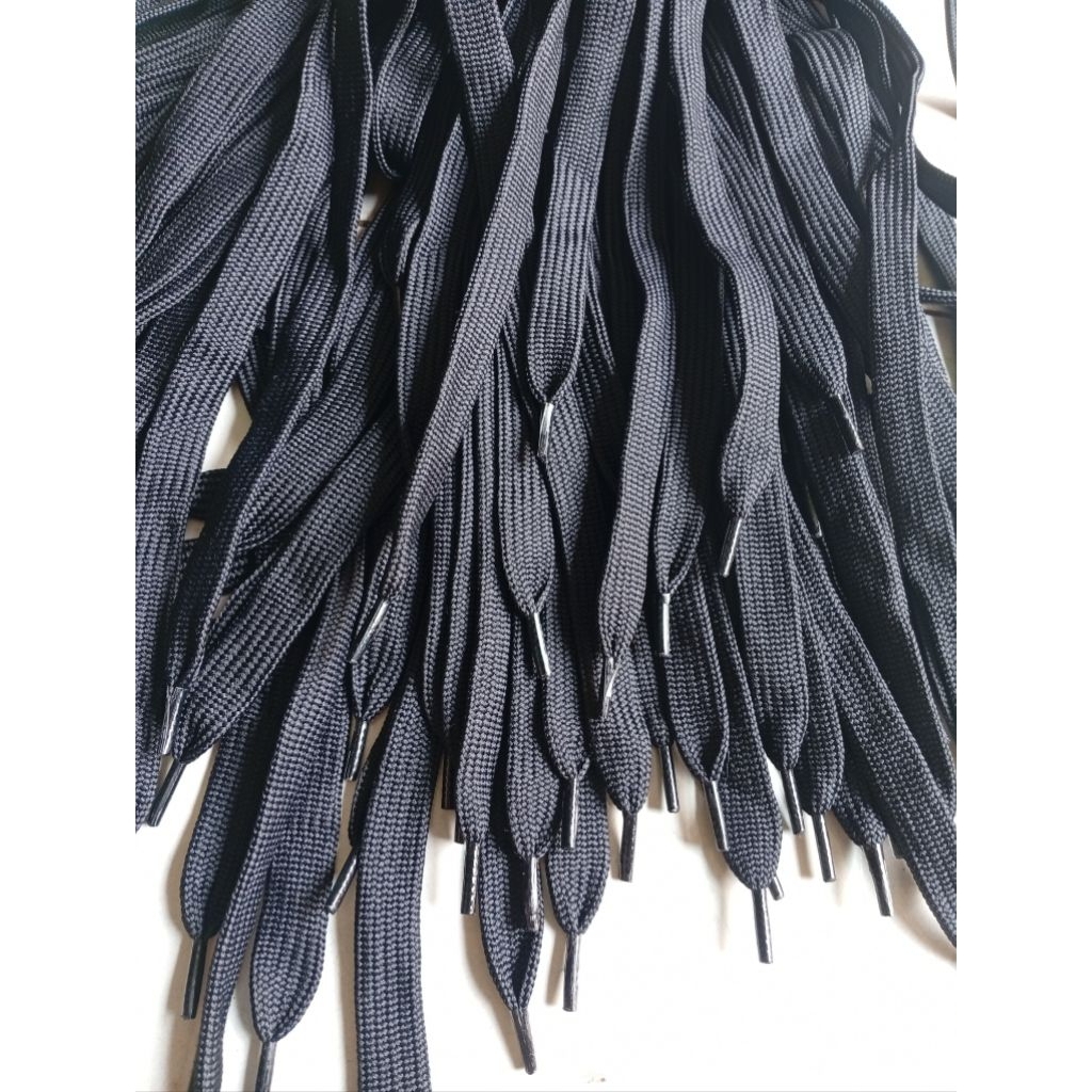 Tali sepatu lebar 2cm cocok untuk sepatu skate gemuk,Adidas,fuma,Vans sknu dll,poliyester premium.