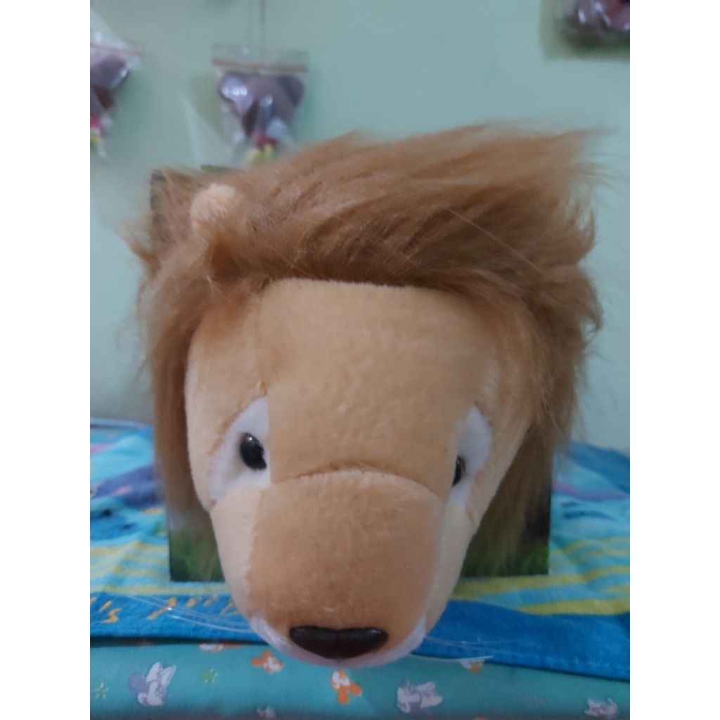 Boneka lion leon