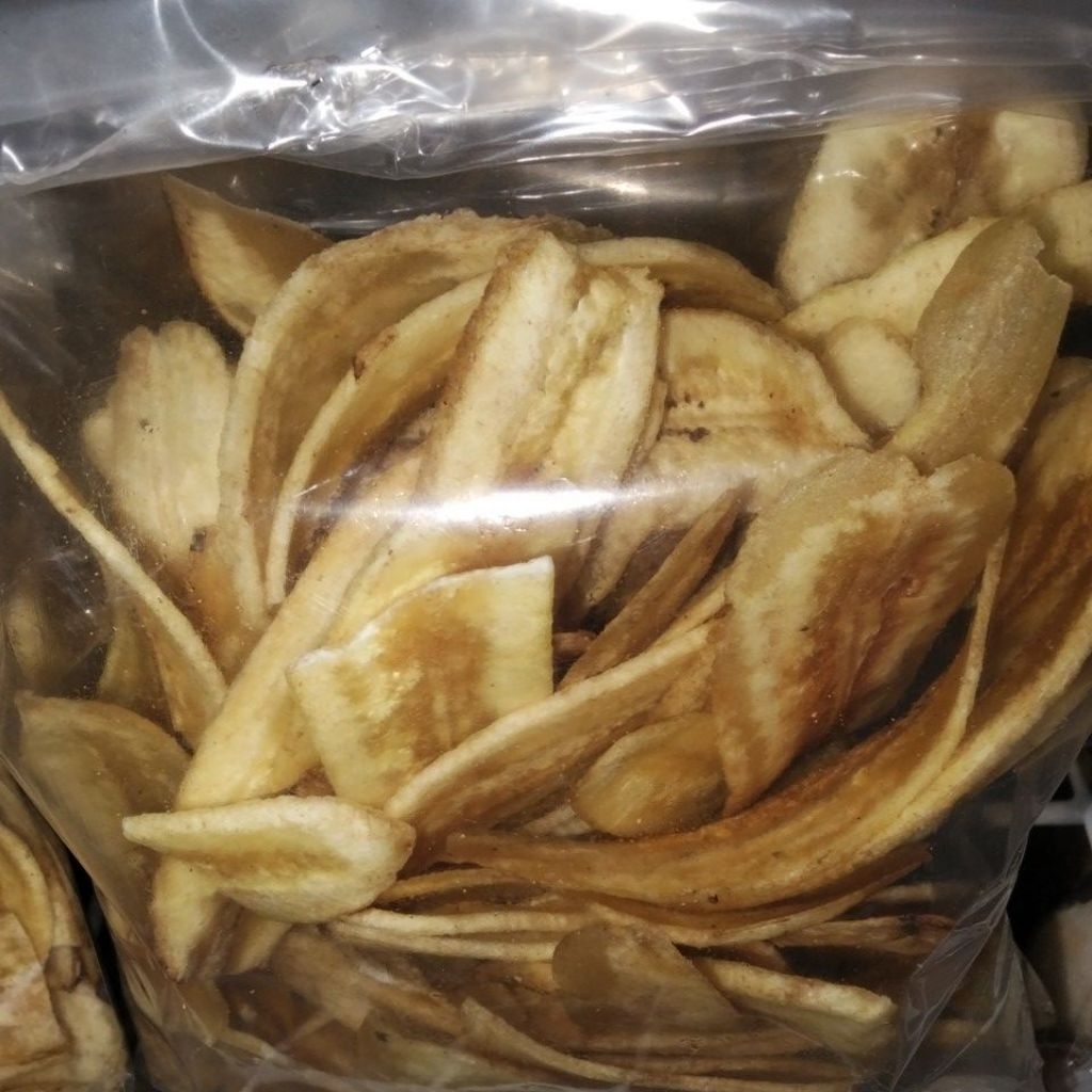 

225gram keripik pisang kepok Lampung enak renyah
