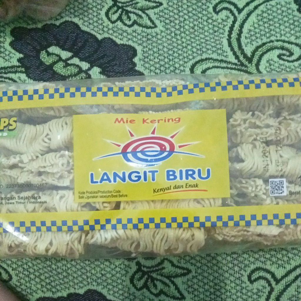 

mie kering langit biru