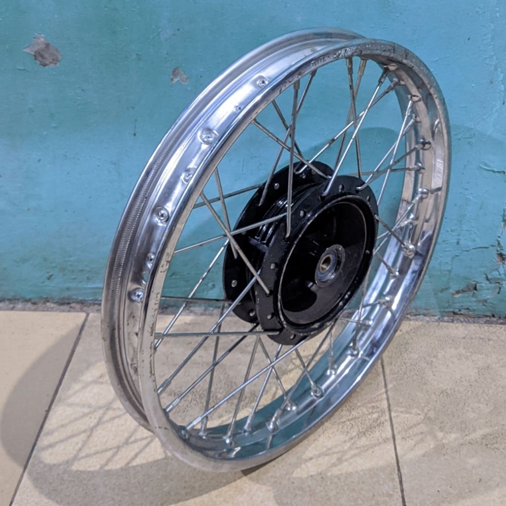 Velg Velk belakang Yamaha RX king ring 17 original copotan