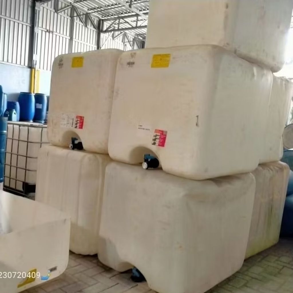 tandon air 1000liter.tandon kotak 1000liter tanpa rangka.kuat awet tahan lama
