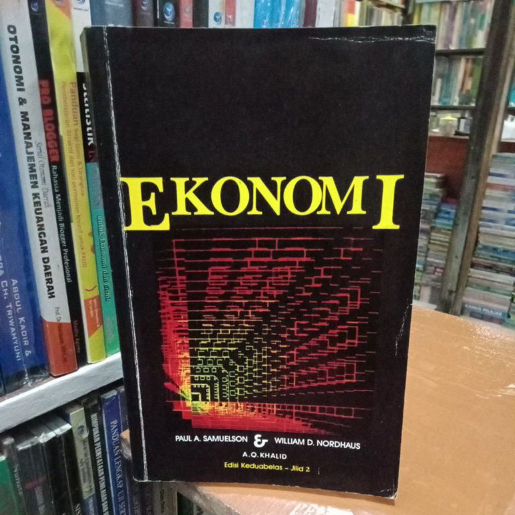 Buku bekas original ekonomi Paul a samuelson jilid 2
