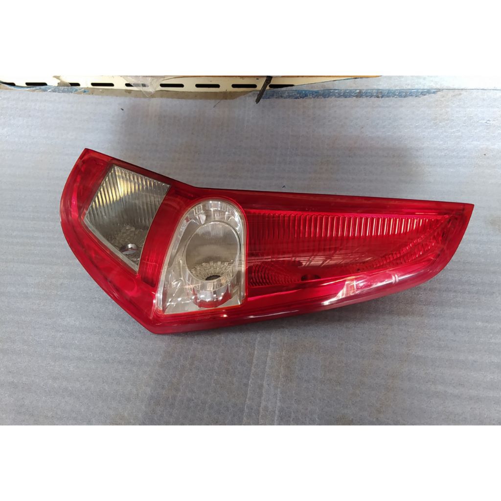 Stoplamp Lampu Belakang Suzuki Splash