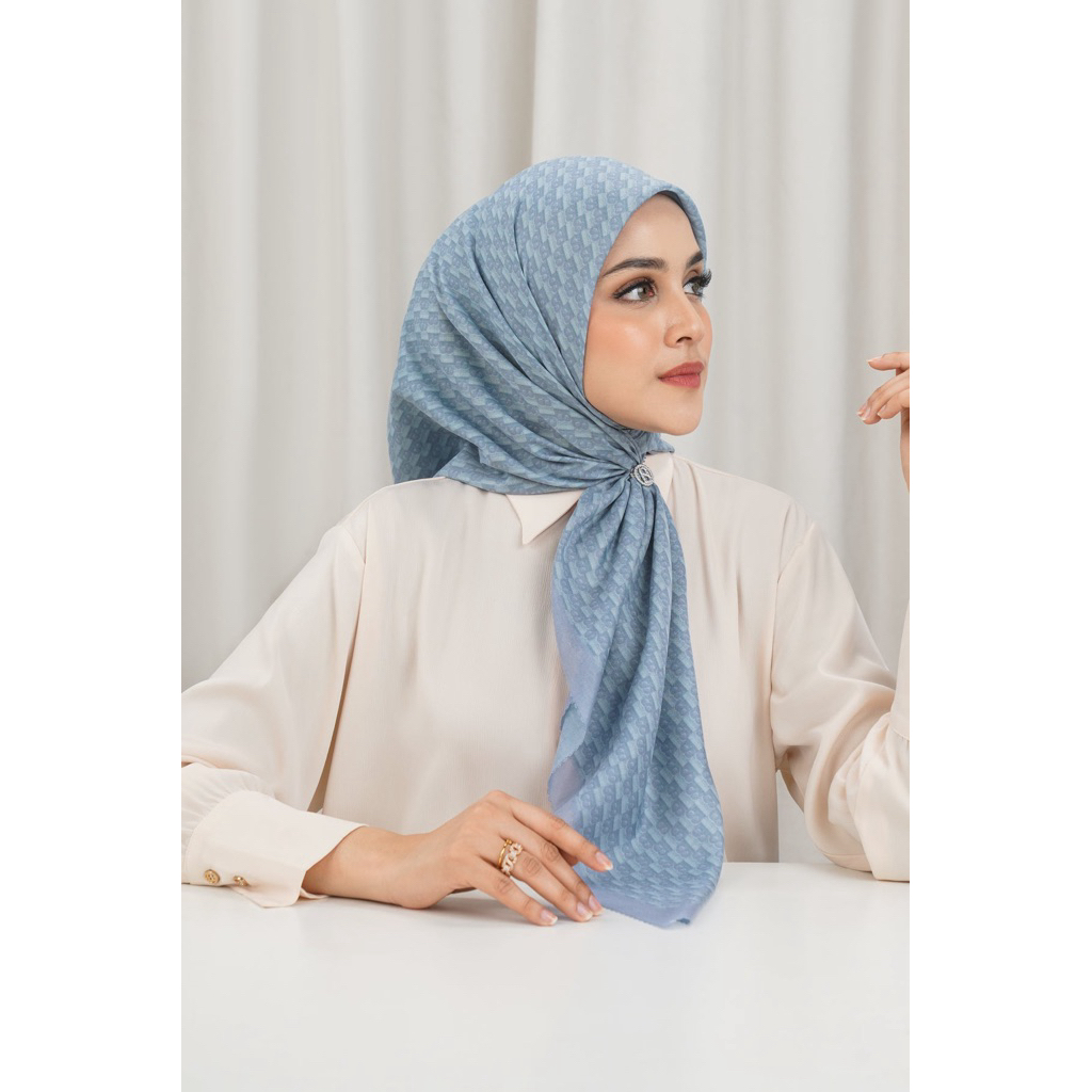 BUTTONSCARVES LEENA MONOGRAM SERIES