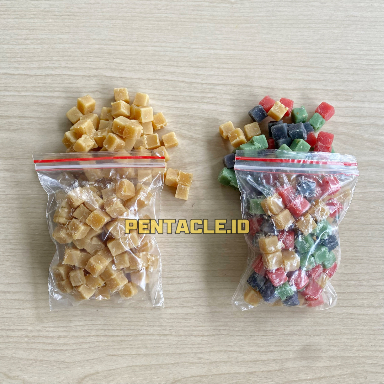 

Mini Size Malam Lilin Batik Dadu 50gr Bahan Membatik Warni Tradisional Sekolah Kualitas Kesenian Bagus Seni Kain Warna Textil Menggambar Edukatif Tangan Kerajinan Etnik Original Murah Termurah Tulis Prakarya Melukis Canting Tekstil Pentacle Malang