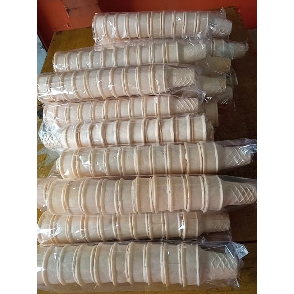 

Cone Es Mcd 5,5 Cm, isi 300 pcs (1ball)