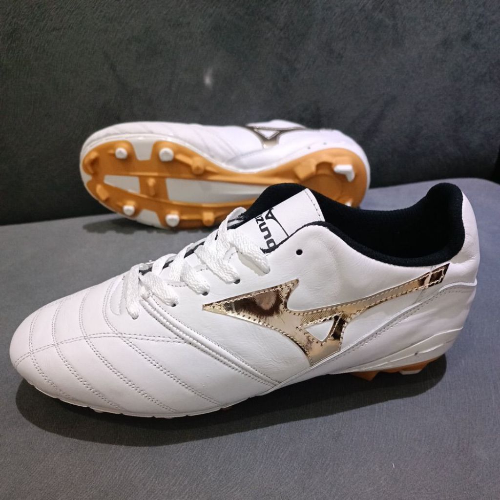 sepatu bola Mizuno jumbo big size kulit sapi asli sudah di jahit keliling