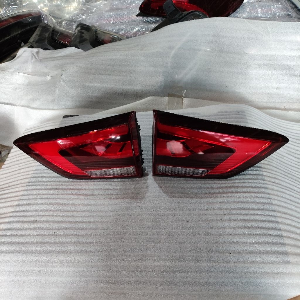 Lampu Reflektor Bagasi MG ZS (MG-ZS) 2020 2021 2022 2024 original