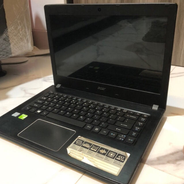 Laptop Acer Aspire E14 Seri E5-475 RAM 8GB INTEL CORE I3 - 6100U Laptop Second Bekas Murah