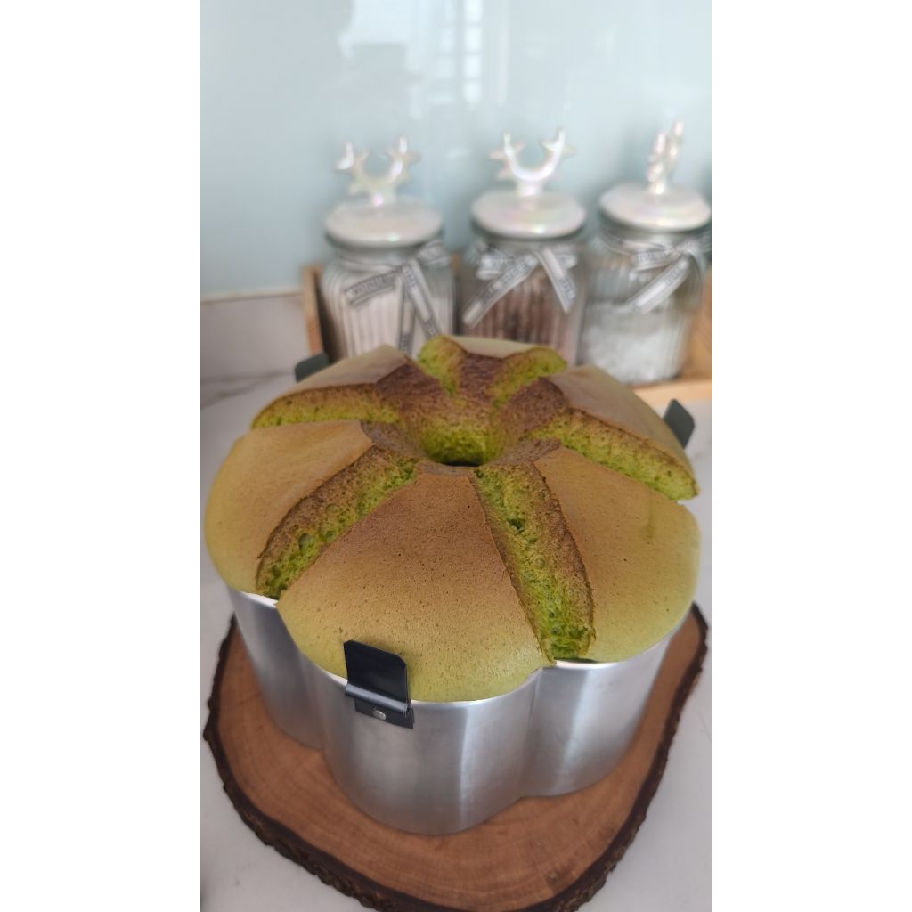 

Premium Chiffon Pandan Cake / Homemade/Telur Omega/minyak kelapa