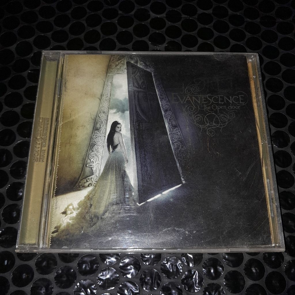 cd evanescence the open door