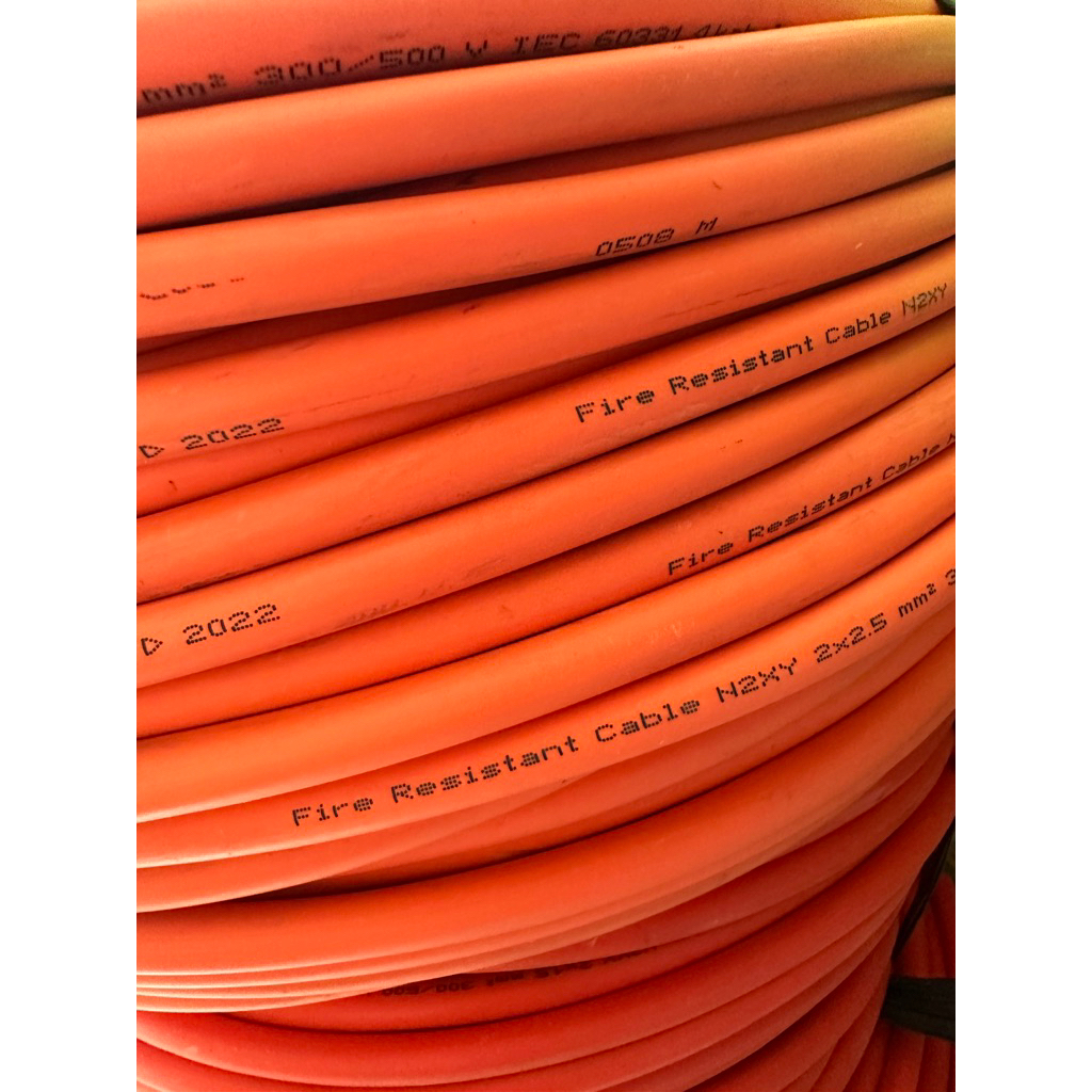 Kabel FRC metal indonesia 2x2,5mm (1roll 100meter)