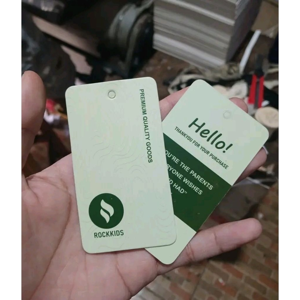 

Hangtang Baju Pria Wanita Label Baju