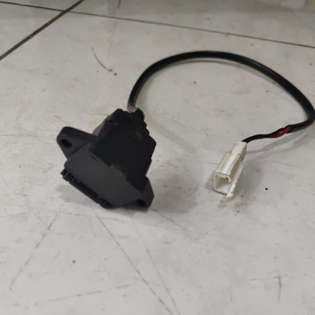 Connector/Socket charger Sepeda listrik 48V 60V 72V