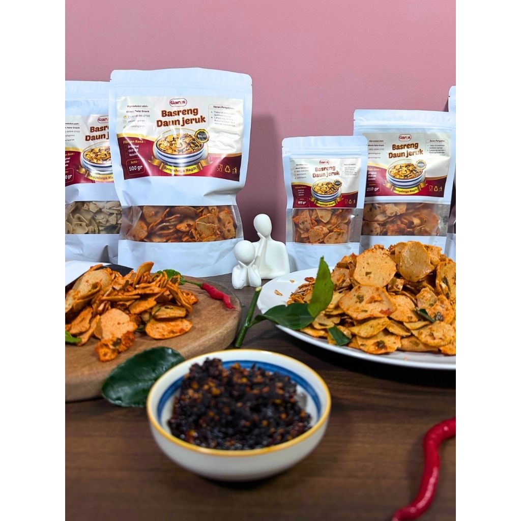 

Basreng Pipih Daun Jeruk Chili Oil - Balado - Original - Bakso Goreng 100 gram