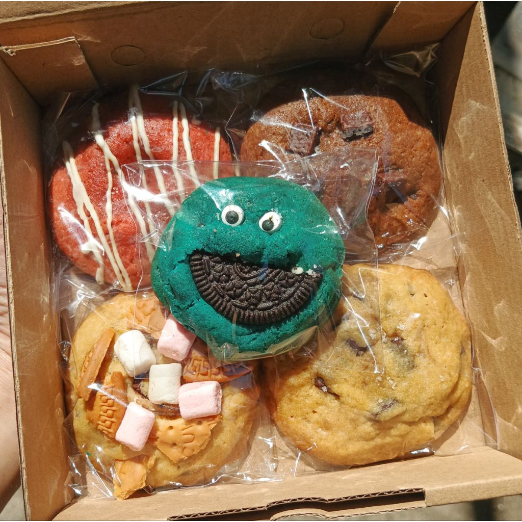 

(HARGA ISI 5 PCS) - SOFT BAKED COOKIES / Hampers Gift Hadiah Birthday Ultah Ulang Tahun Wisuda Graduation