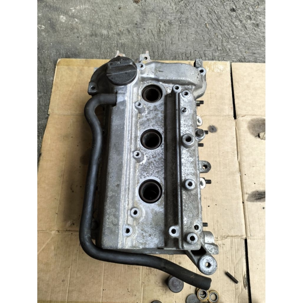 cylinder head mobil Daihatsu Xenia 1000cc