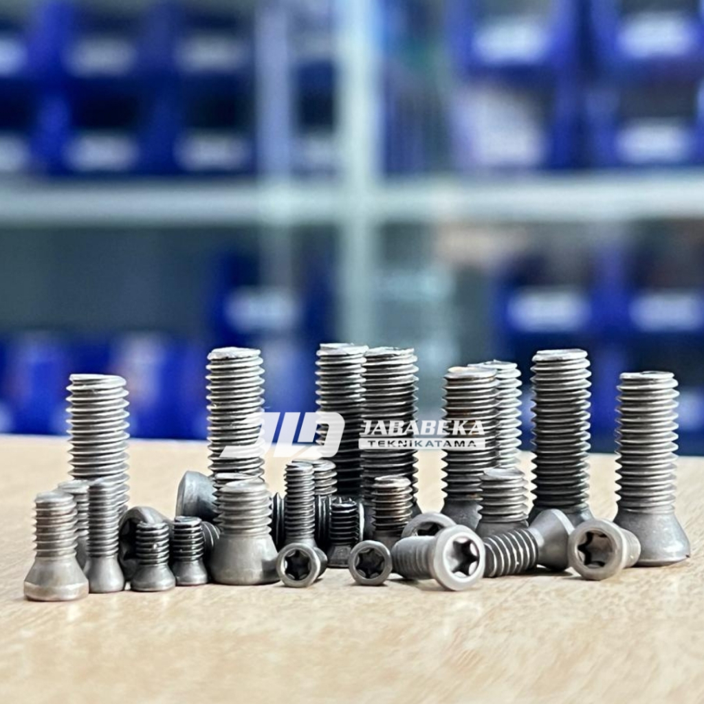 Baut Holder M3.5x12 Holder Screw M3.5 Kunci Bintang Kunci T Baut Insert Holder Milling Bubut