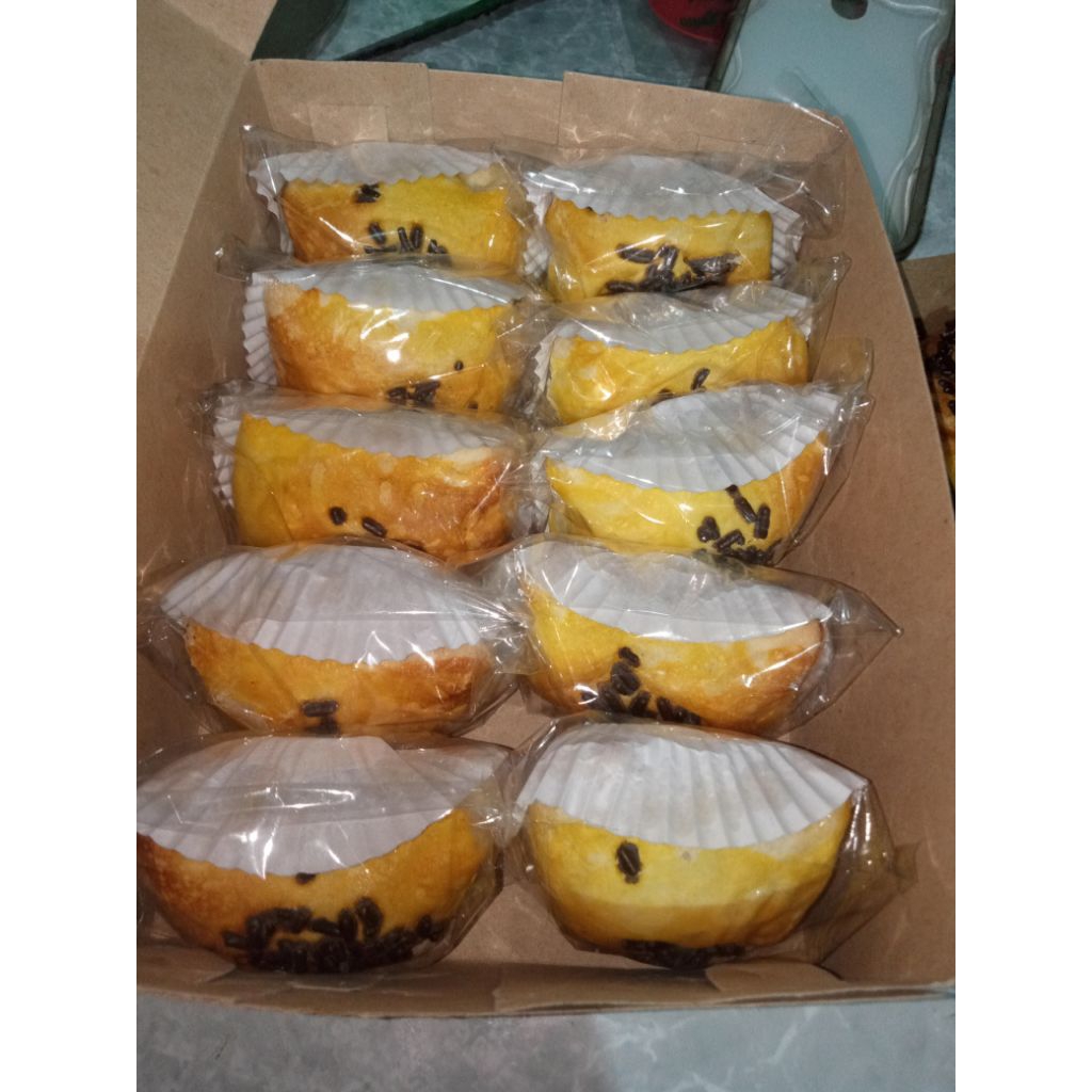 

BOLENLUMER_MAMAAZKA,BOLENCOKLAT/BOLENKEJUISI10PCS