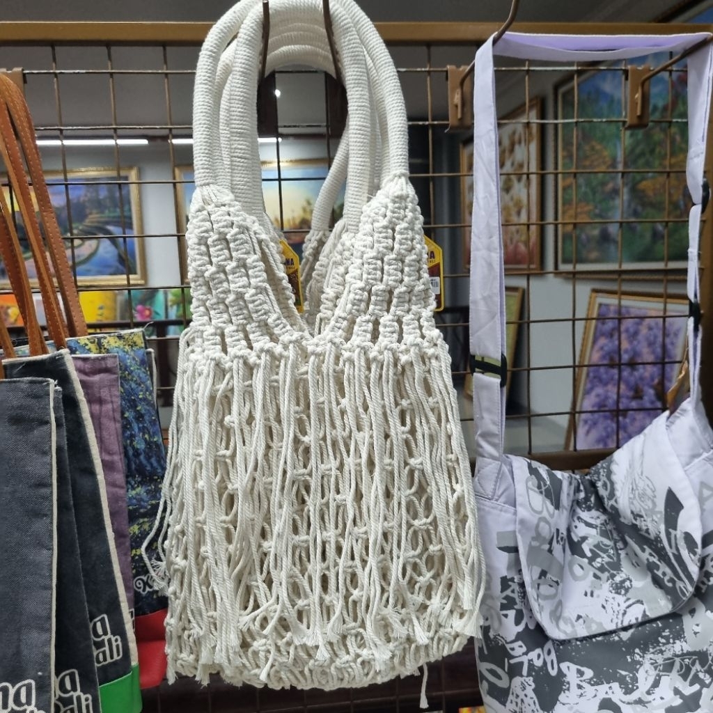 TAS MAKRAM RUMBAI. TAS KRISNA. OLEH OLEH BALI. TAS MACRAME