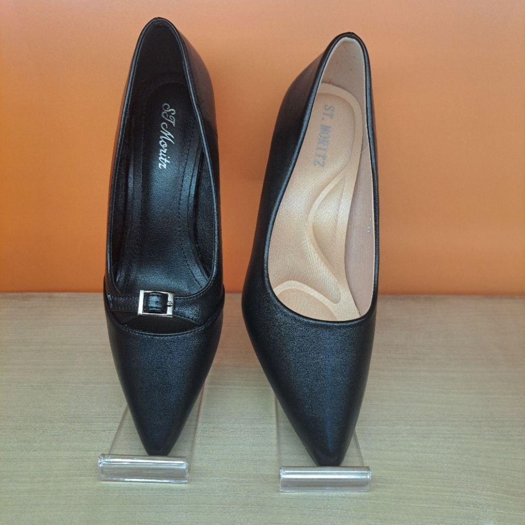 Sepatu pantofel wanita ST.MORITZ