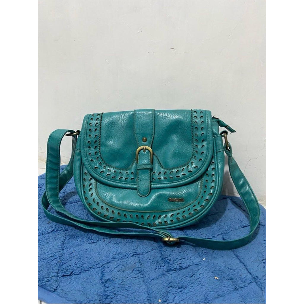 Sling Bag Tas Kulit Hijau Tosca