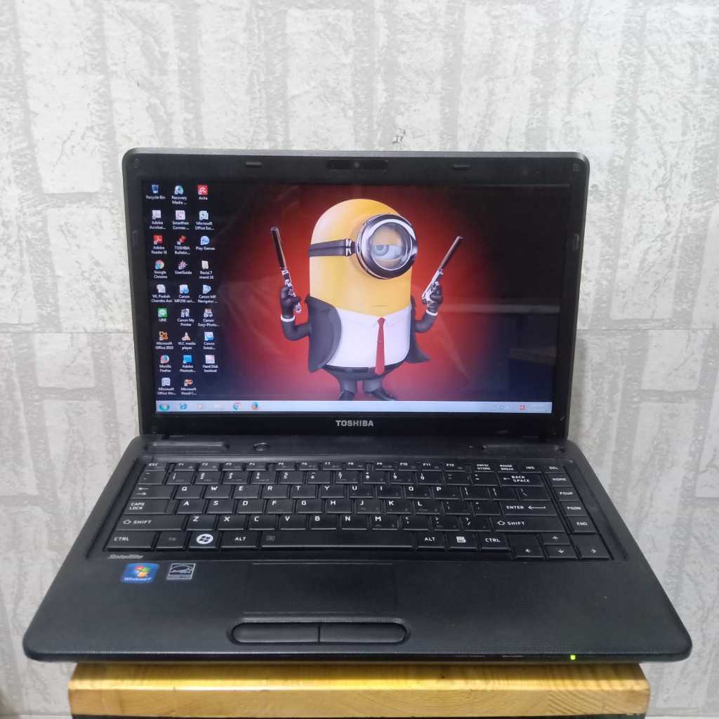 Laptop Toshiba Satellite C640, Core i3, Ram 4/320Gb, Hd Graphics, Black, BERGARANSI