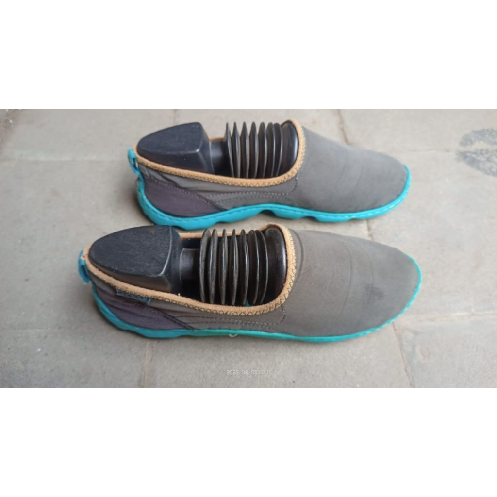 sepatu santai cewek slip on Crocs 40 second