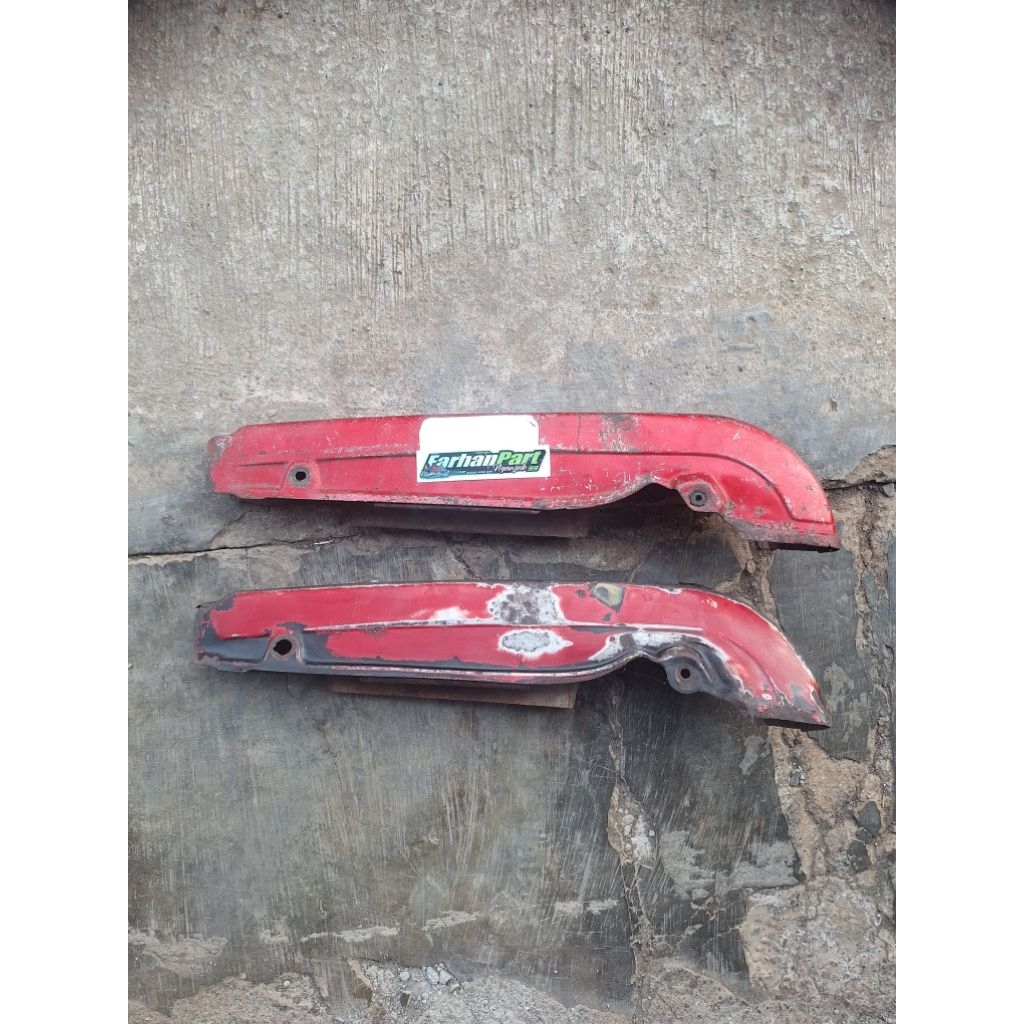TUTUP RANTAI KATENGKAS RANTAI GL 100 GL 125 ORIGINAL PAINT BAGIAN ATAS COPOTAN MOTOR