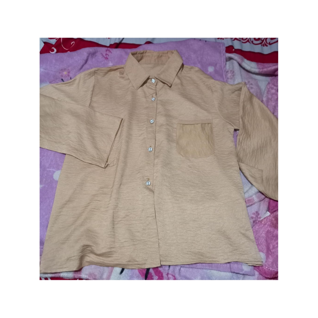 Kemeja wanita (preloved) warna cream