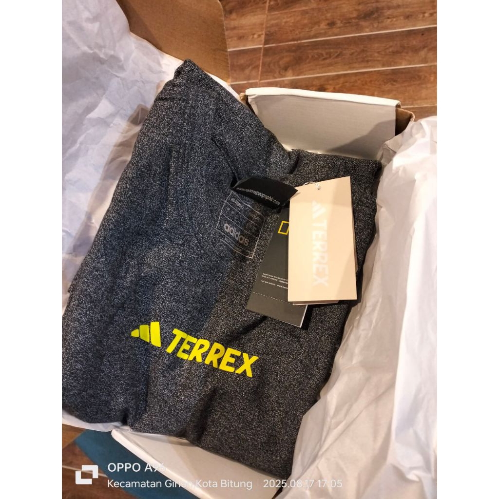 kaos Branded import Original/National Geographic/anti UV