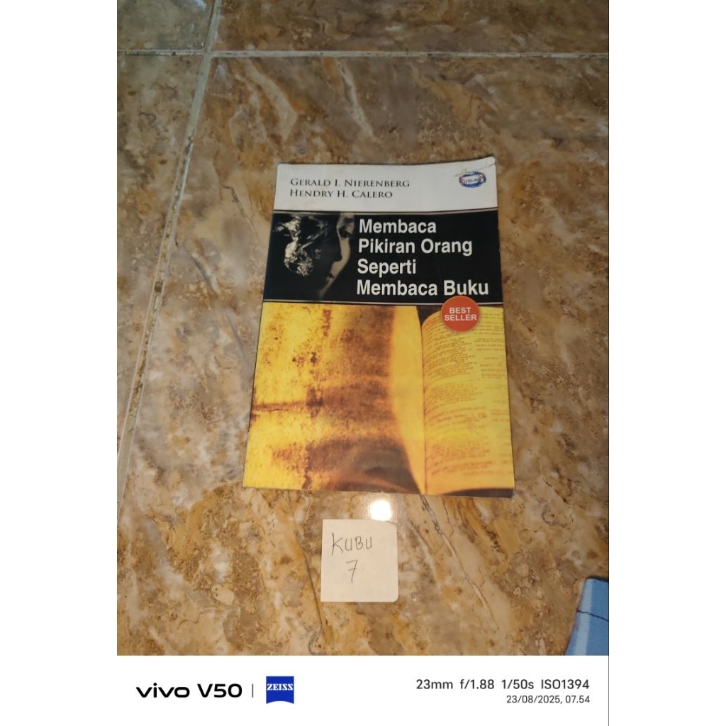 Buku Membaca pikiran orang seperti membaca buku by Gerald