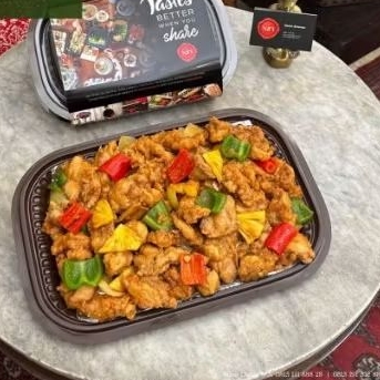 

Sweet & Sour Chicken tray - Medium tray by Xin Kitchen