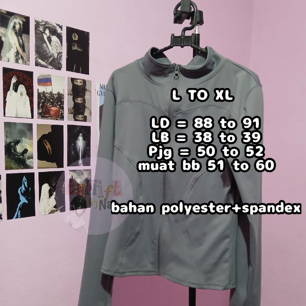 Kaos Olahraga Wanita thrift/thrifting/preloved/second