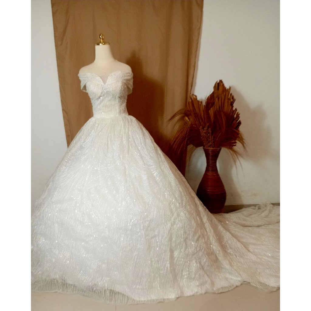 sewa gaun pengantin-sewa wedding dress-sewa baju pengantin