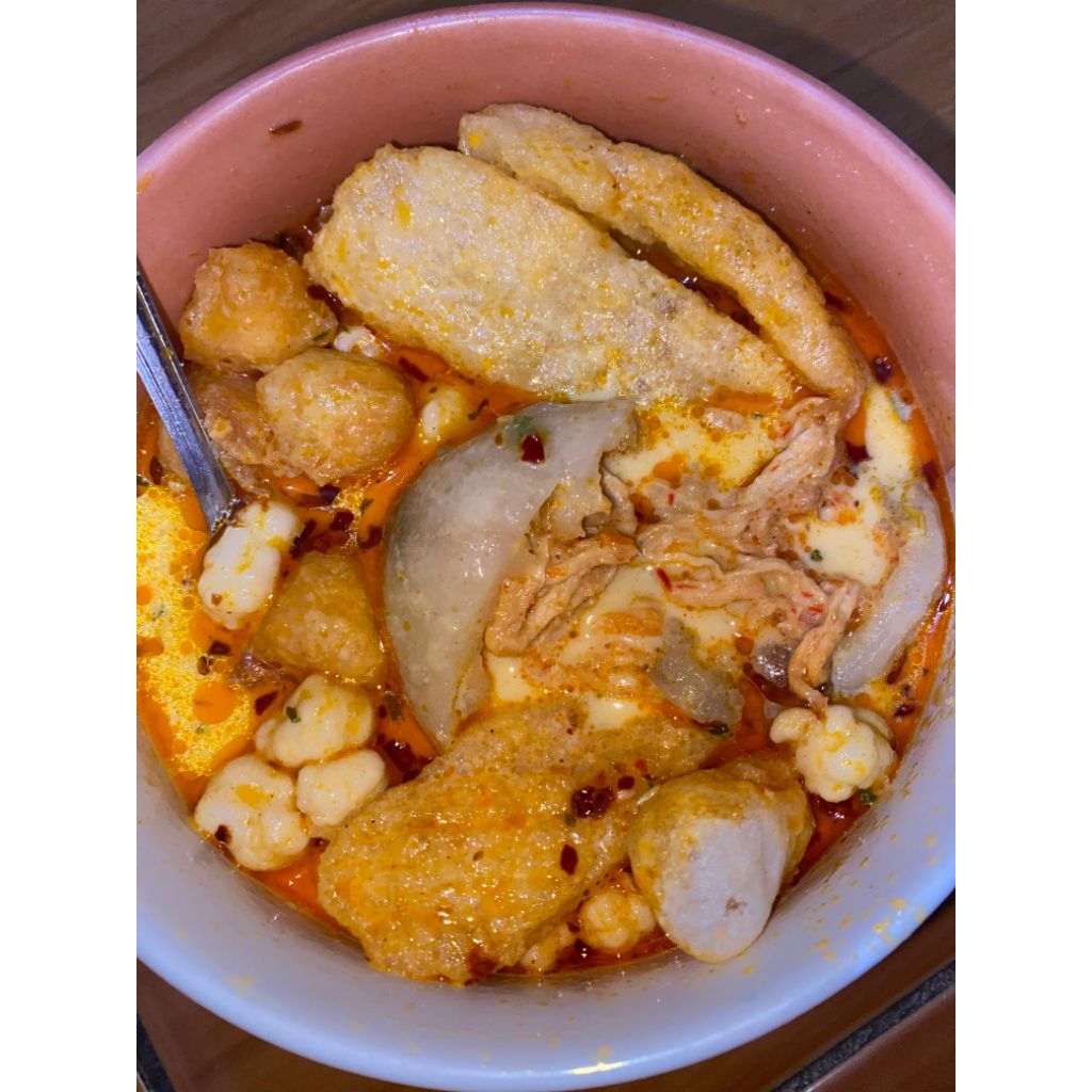 

baso aci ayam suwir pedas kuah keju creamy