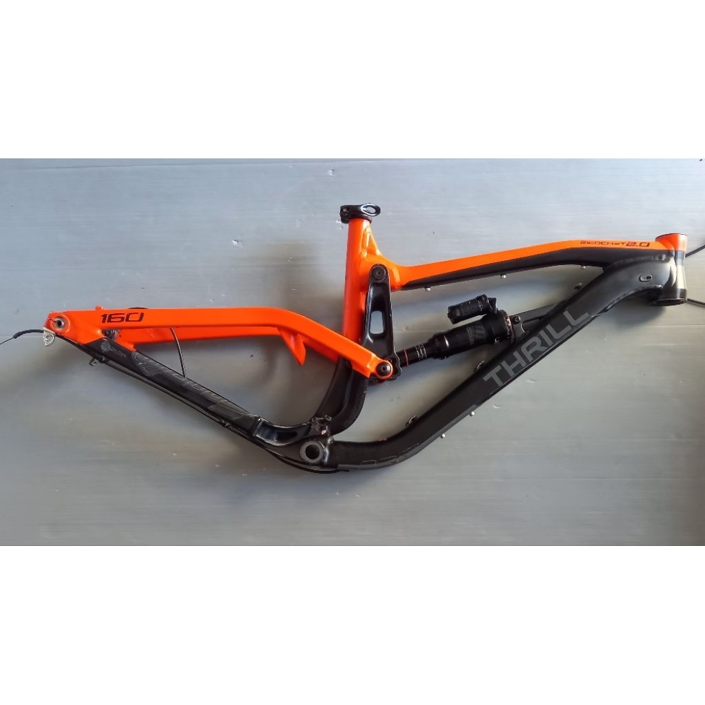 frame thrill ricochet t160 size L 27,5 boost bukan patrol siskiu t7 t8