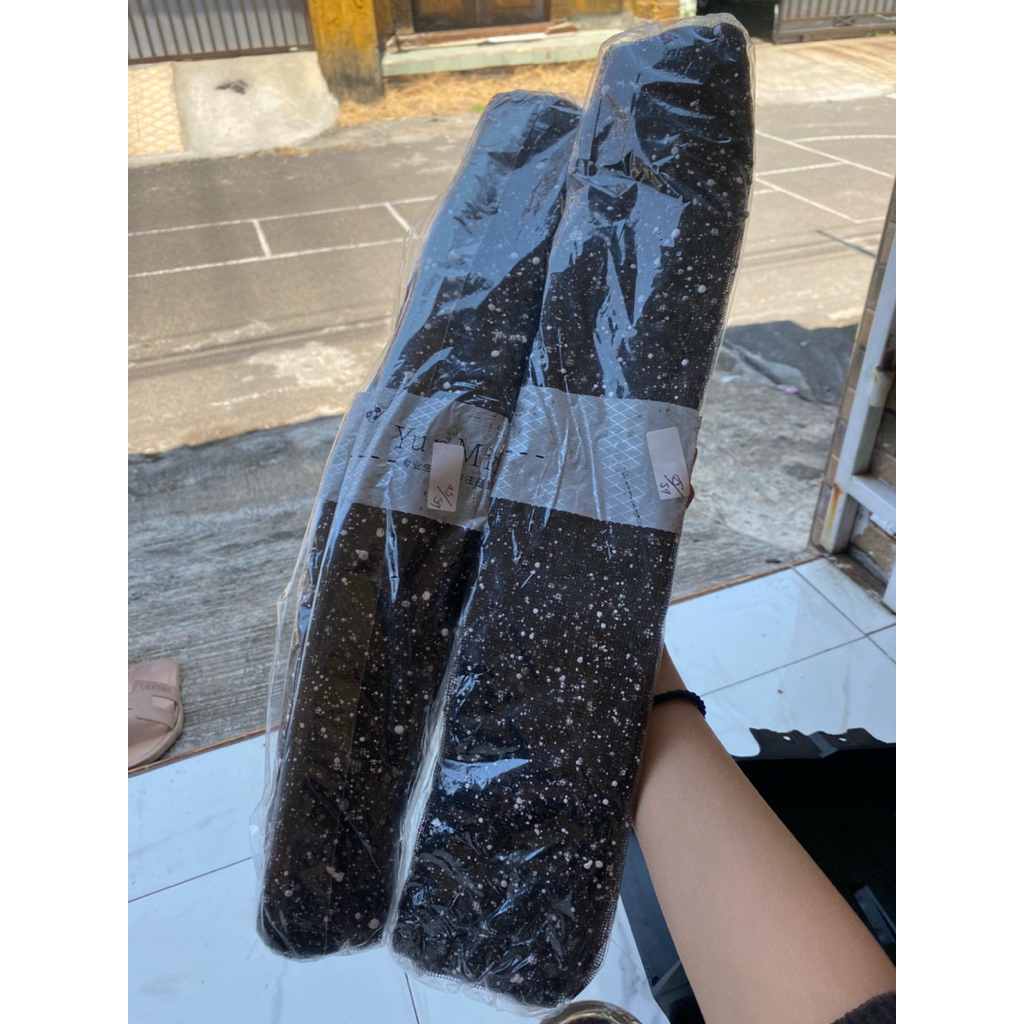 

[1 ROLL] READY STOCK Jaring Buket Bunga Snow Tile Flower Wrapping Paper Kain Tile Salju Buket Bunga