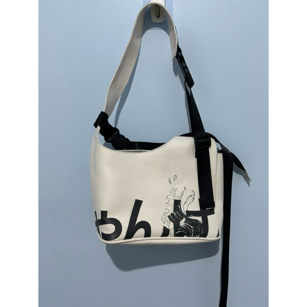 Preloved Scipaprock Bosco x Solcai White Bag - Tas Casual Unisex Pria Wanita