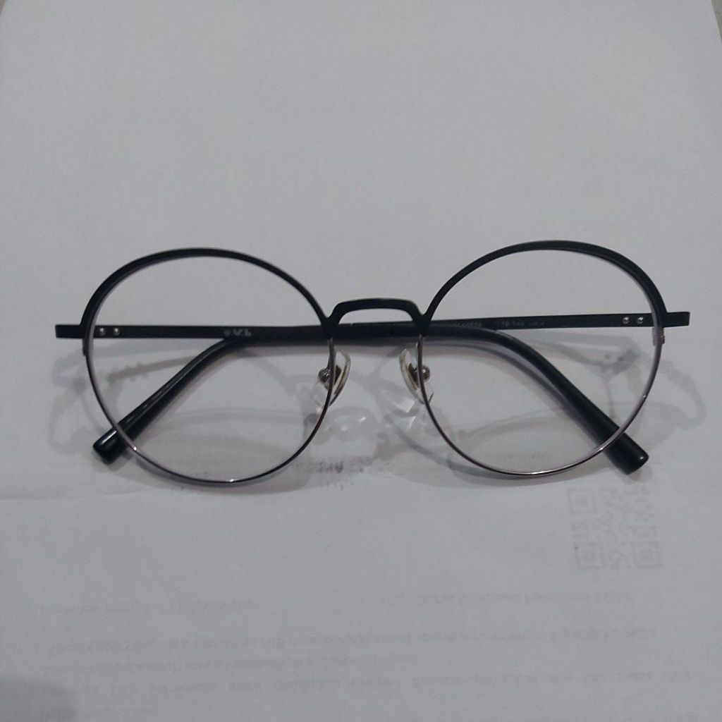 Frame Titanium Premium