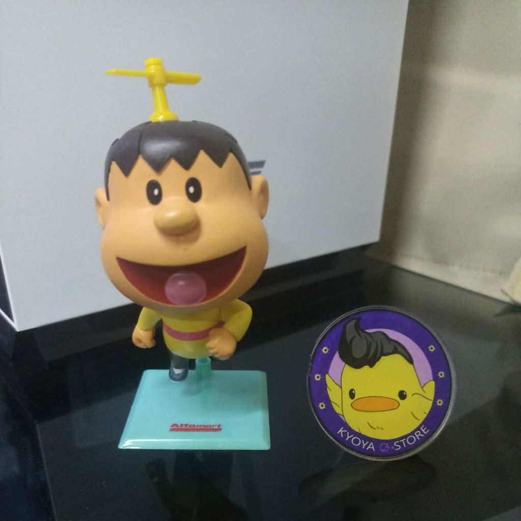 figure doraemon giant puzzle alfamart