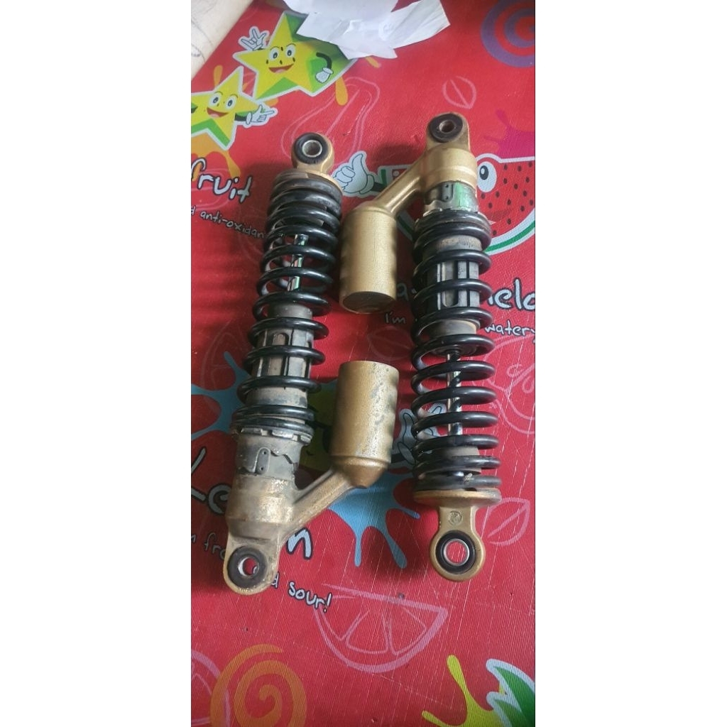 shok skok belakang Tiger revo original