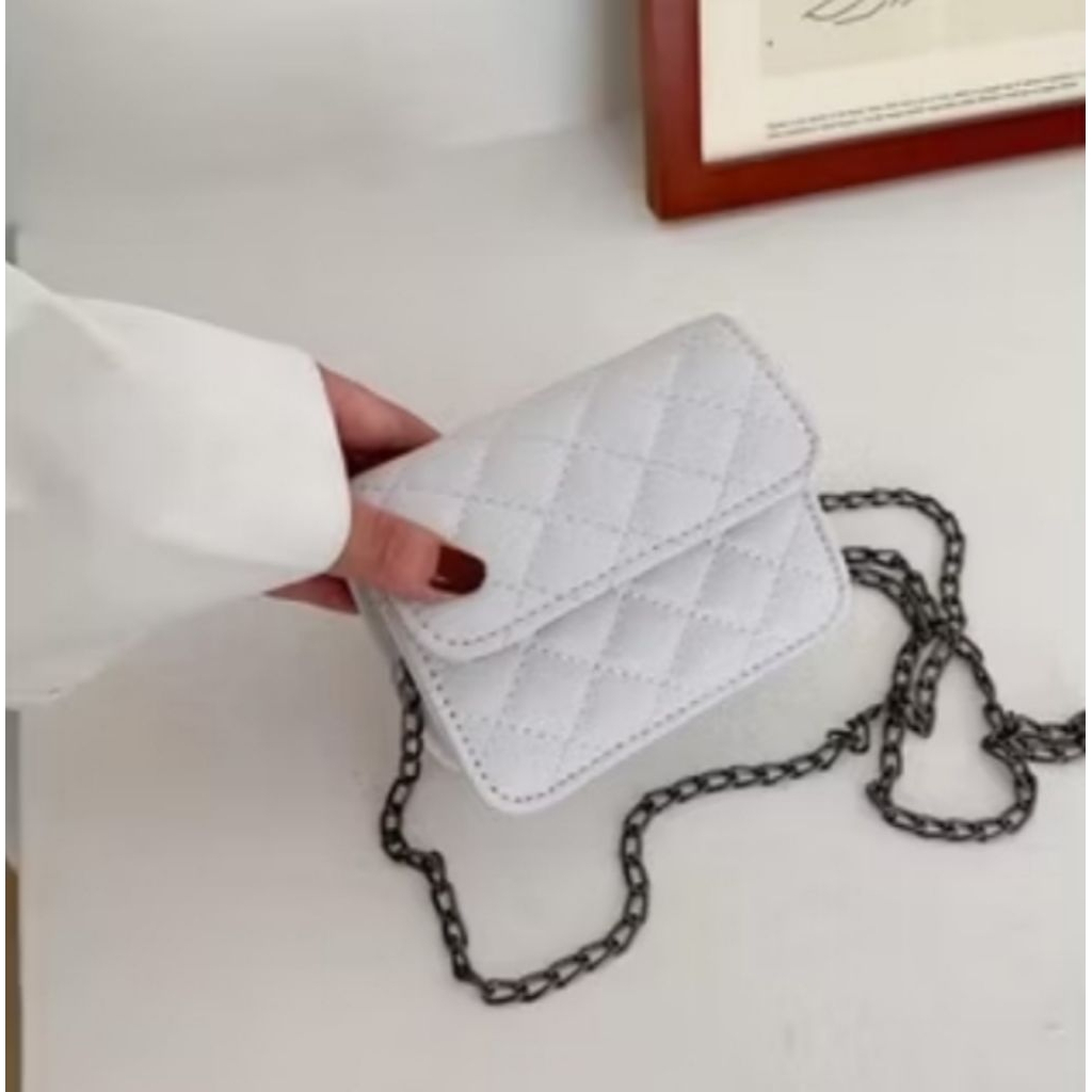 Slingbag Wanita Rantai - Tas Selempang Wanita - Tas Simpel (COD)