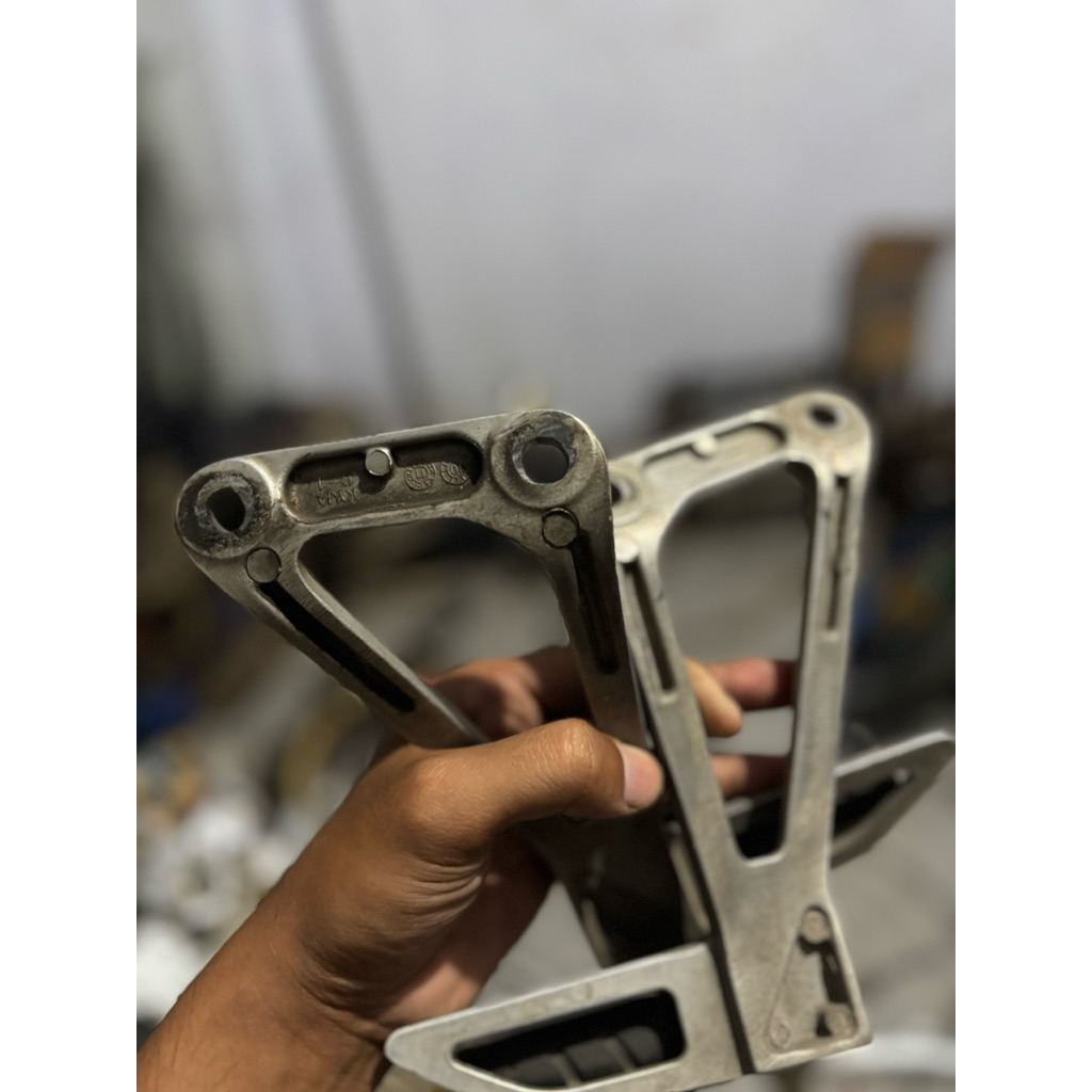 Step Belakang CBR K45/Bostep Belakang CBR K45 original