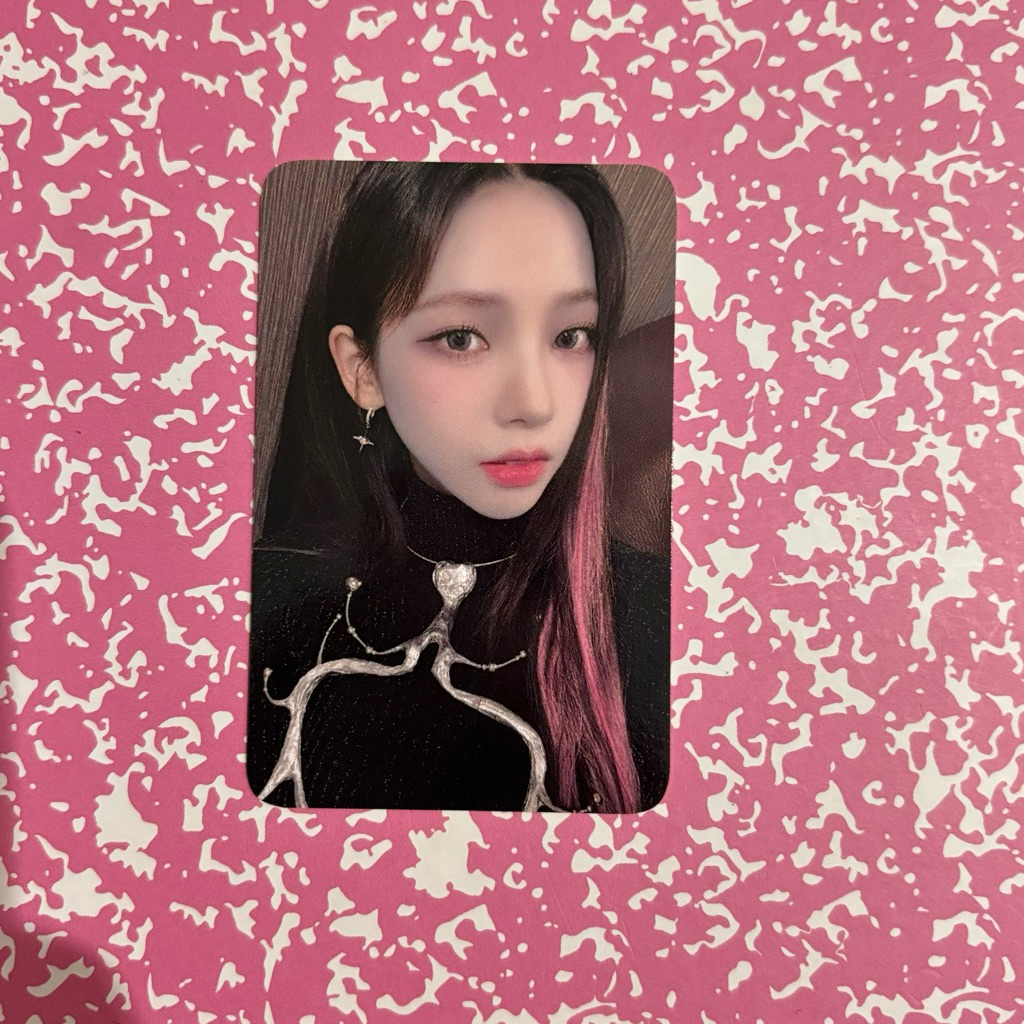 Official Photocard PC aespa Karina My World Everline POB