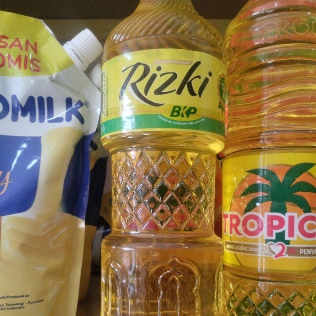

RIZKI minyak goreng 800ml