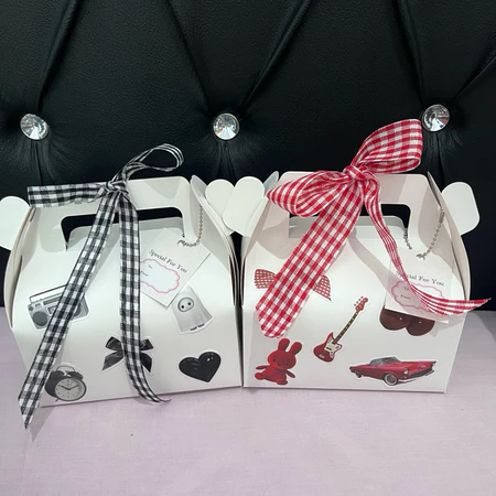 

Gable Box Ultah Tempat Kado Hadiah Snack Box Motif